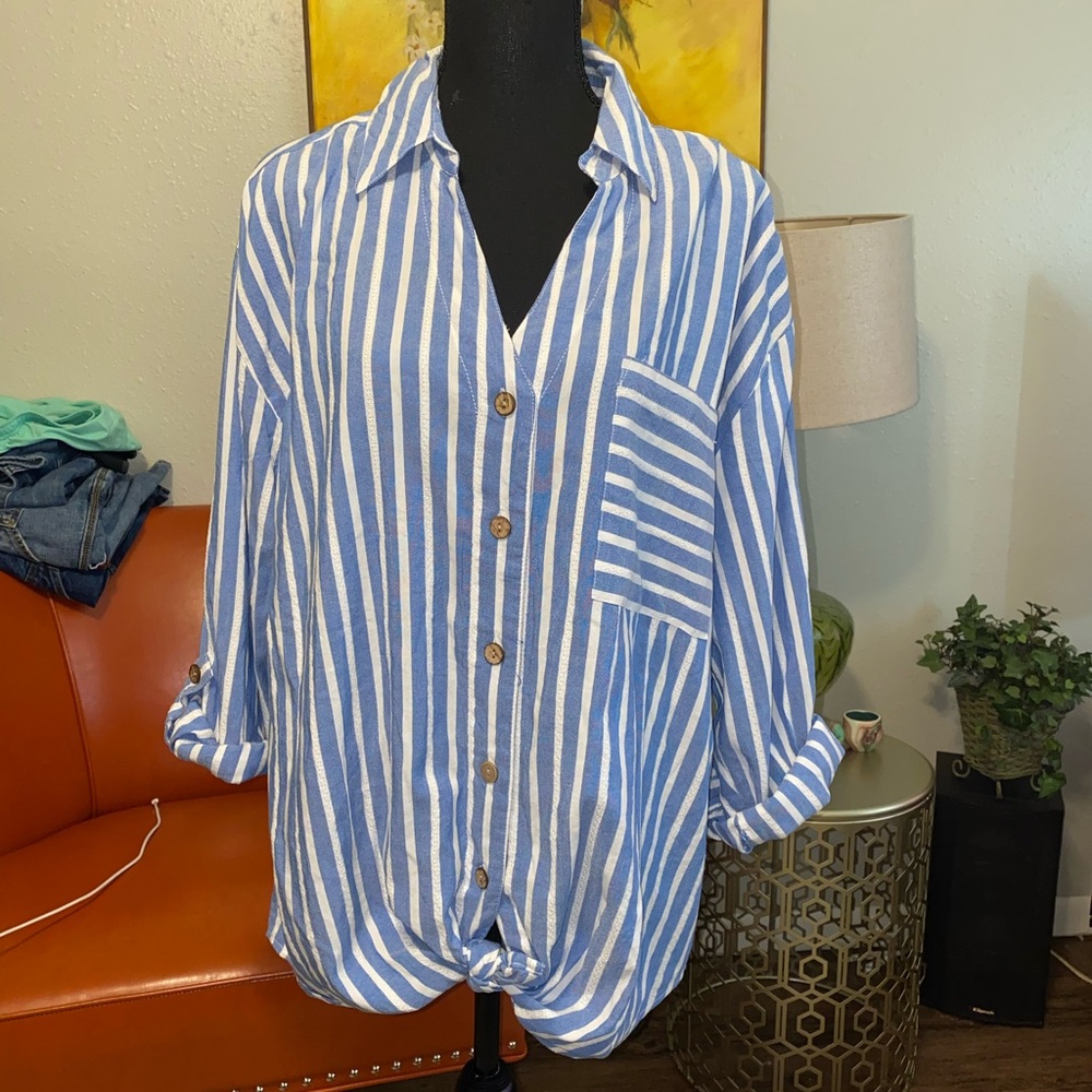 CZ Collection Button Up tie Front Shirt Size 1X
